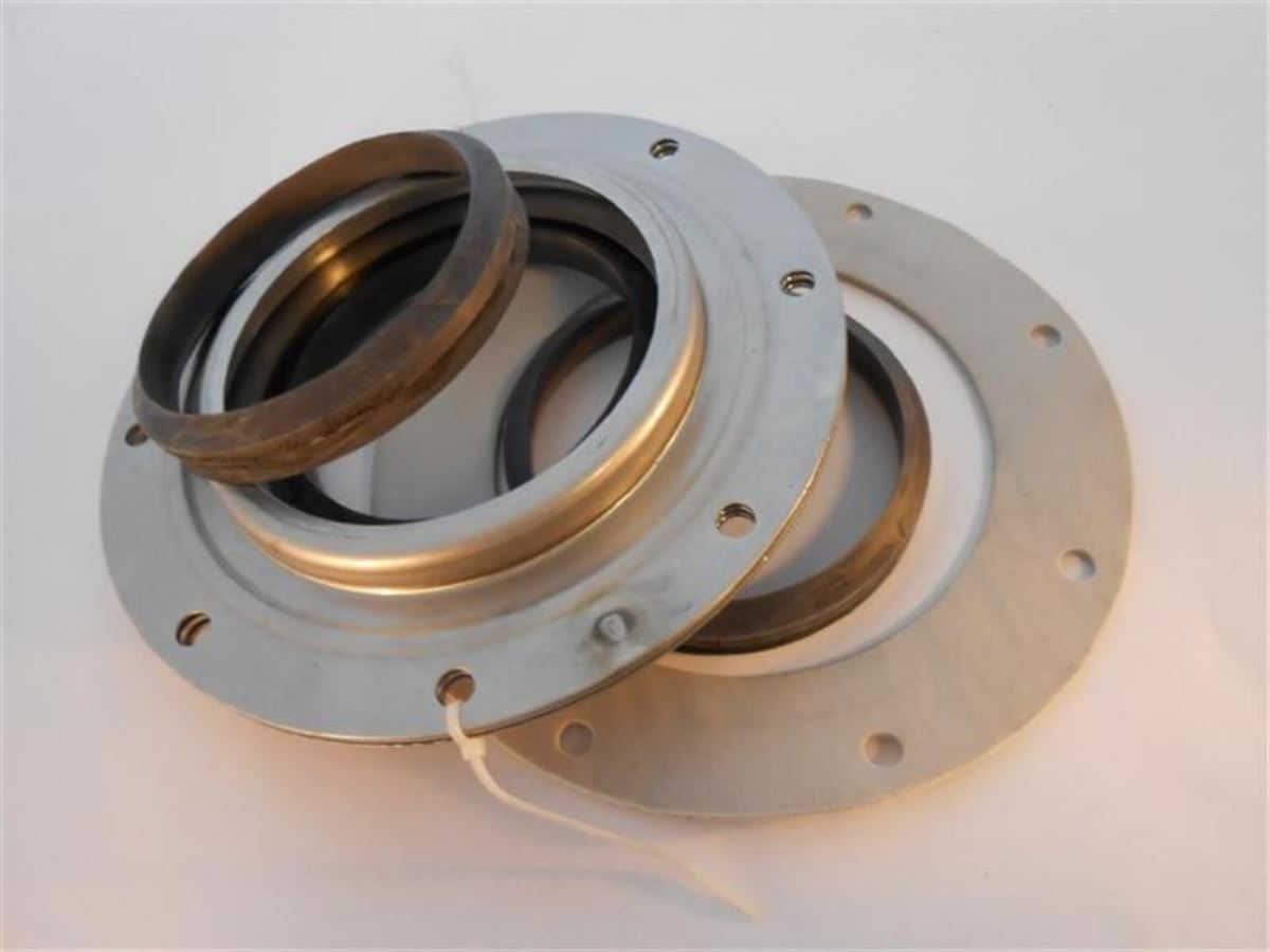 C15611 Shaft Seal Assembly 4-7/16 | C15611